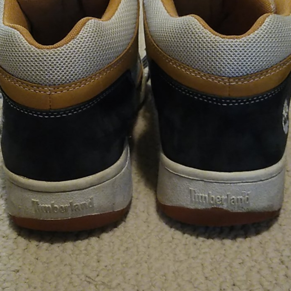Shoes - Picture 9 of 12